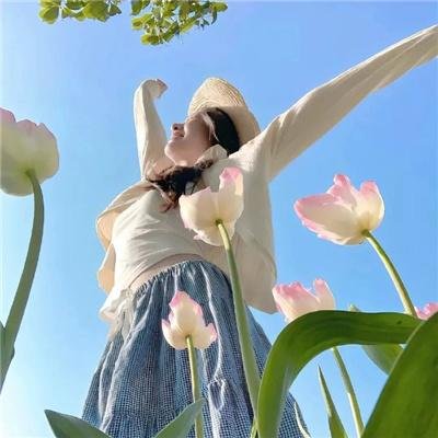 演员龟冈拓次
